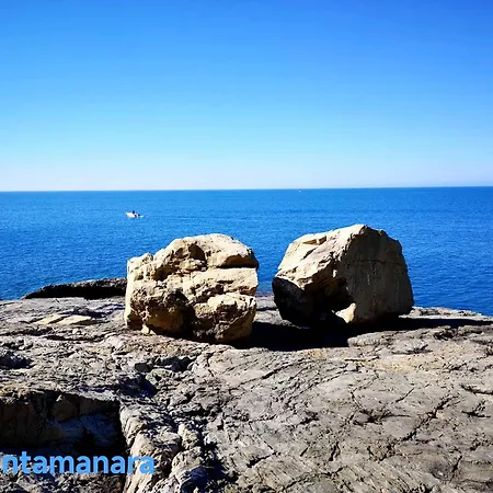 Attico Con Terrazza Fronte Mare A Cavi Di