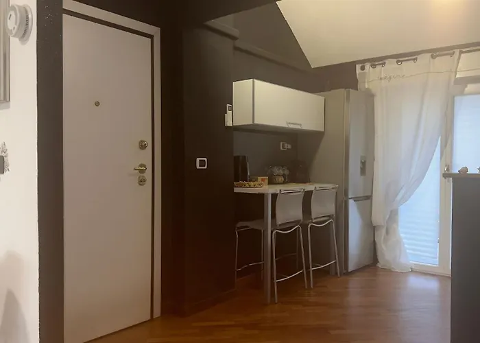 Attico Con Terrazza Fronte Mare A Cavi Di Apartman