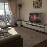 Attico Con Terrazza Fronte Mare A Cavi Di *